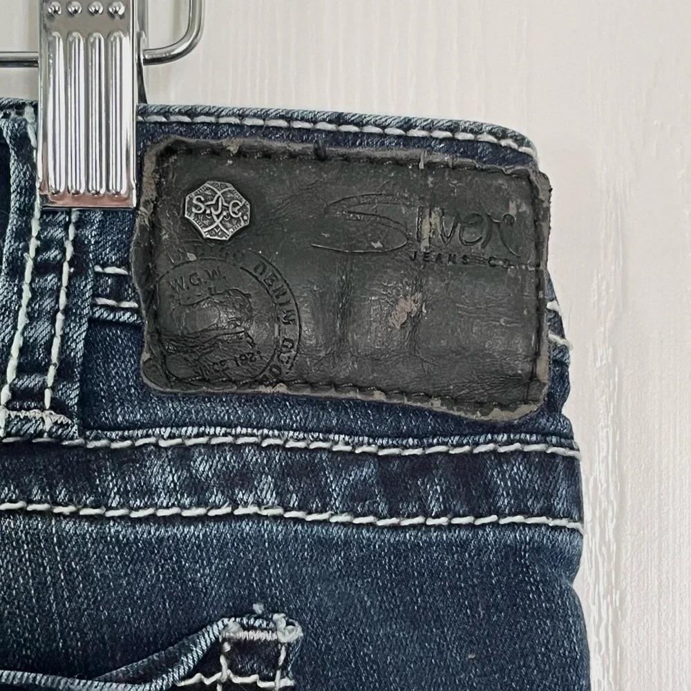 Silver Jeans Tuesday Baby Boot Low-Rise Jeans